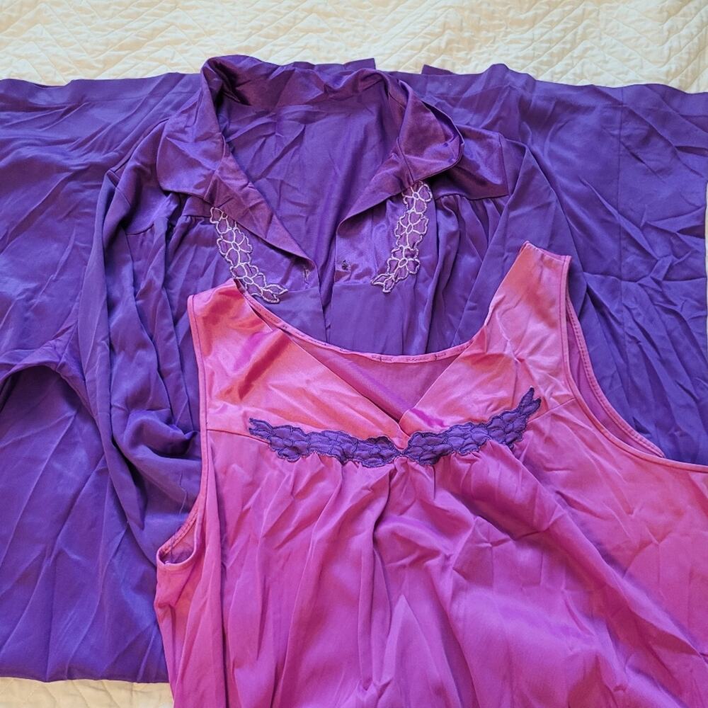 Vintage Nylon Peignoir Set Nightgown Chemise Robe Satin Floral